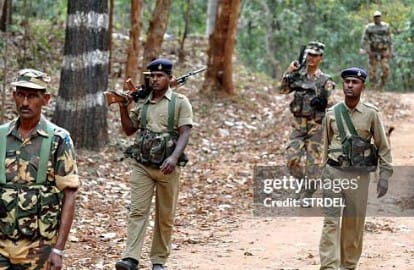 बीजापुर में बड़ी मुठभेड़ 31 नक्सली ढेर, 2 जवान भी शहीद, भारी मात्रा में हथियार बरामद। 