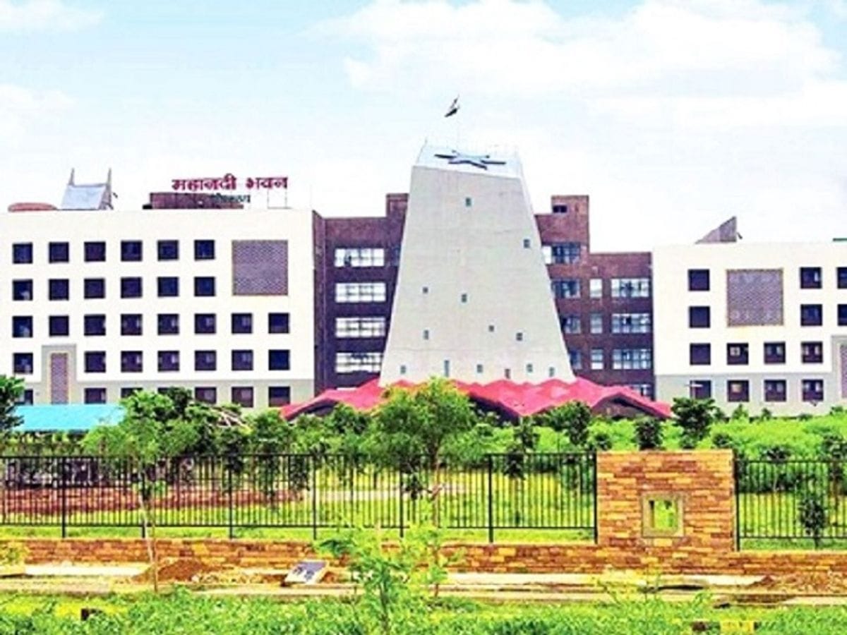 छत्तीसगढ़ में बड़ा प्रशासनिक फेरबदल, कई जिलों के कलेक्टर बदले, देखिए सूची