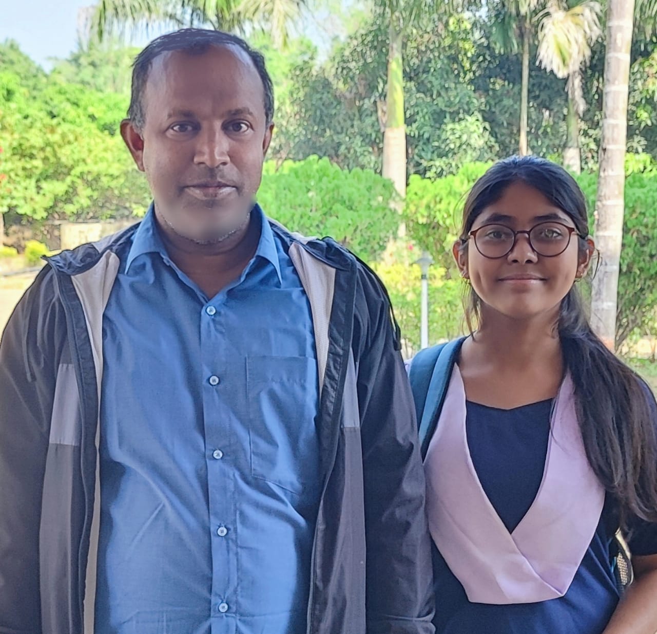 ब्लड कैंसर से जंग लड़ते प्रदेश में टॉपर बनी ये बहादुर बेटी, हौसले हो तो झुकता है जमाना, किया साबित 