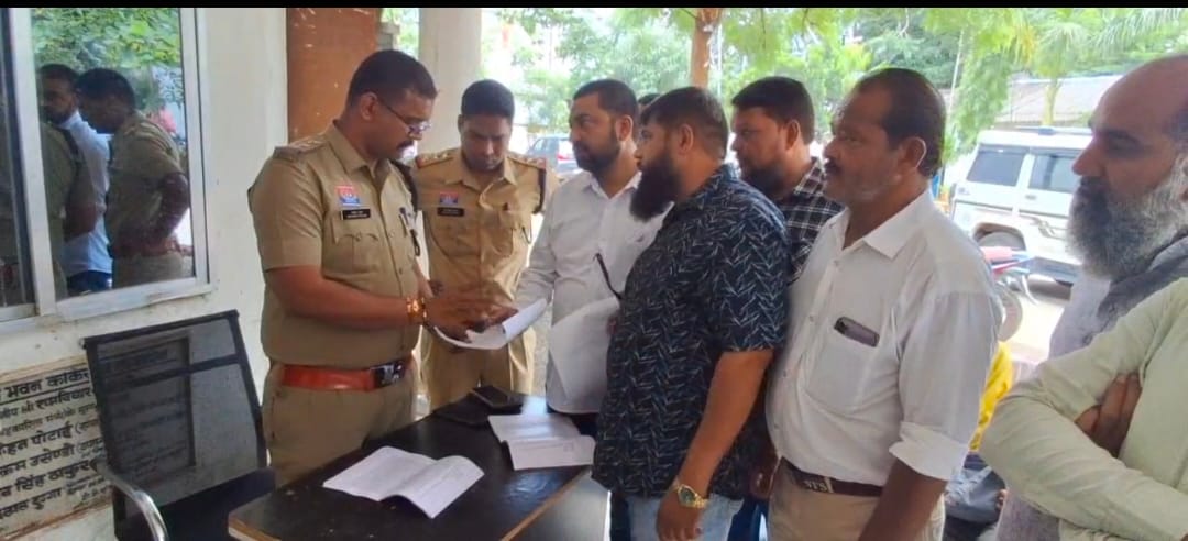 कानून को चुनौती, कांकेर की महिला को गरियाबंद से पति ने फोन में दिया तीन तलाक, कोतवाली में शिकायत 