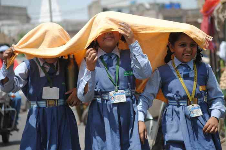 छत्तीसगढ़ में भीषण गर्मी , स्कूलों में 20 अप्रैल से ग्रीष्मकालीन अवकाश घोषित