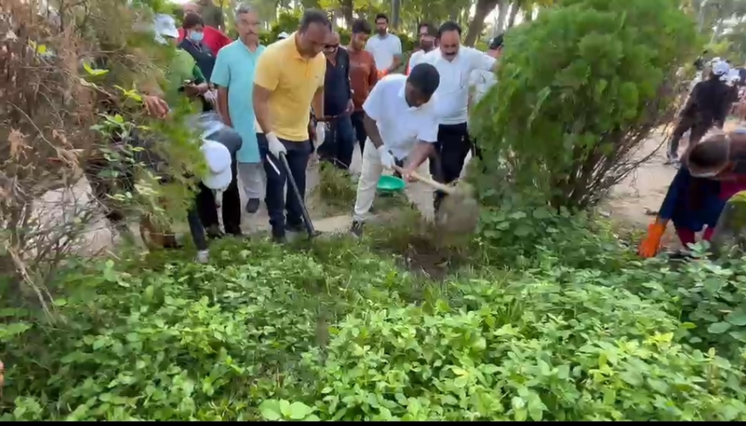 सेवा संकल्प अभियान की शुरुआत, प्रधानमंत्री नरेंद्र मोदी के जन्मदिन पर चलाया गया स्वच्छता अभियान